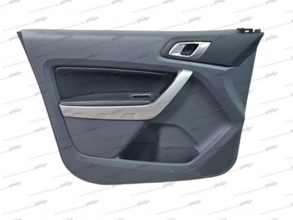 TKE ajtó kárpít BE